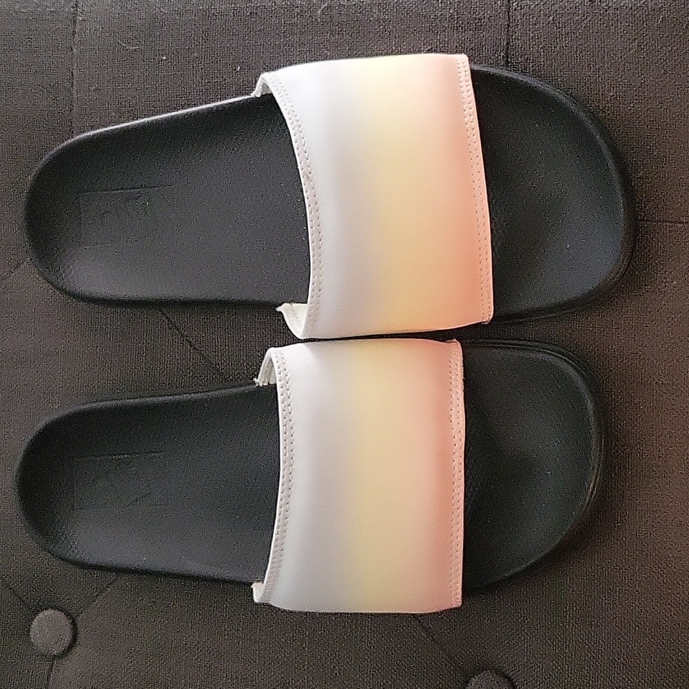 Nwt..pastel rainbow color vans slides